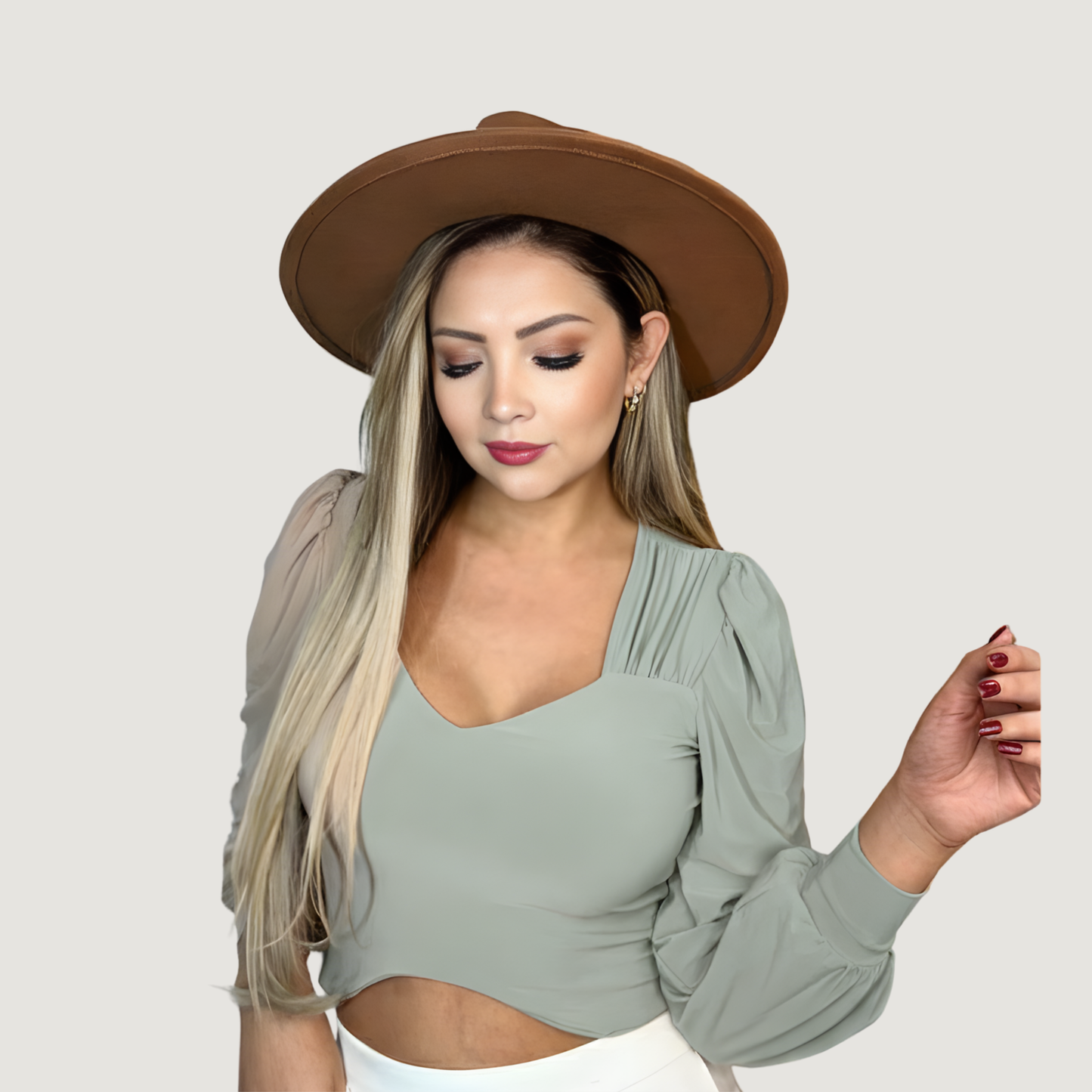 Bishop Sleeve Sweetheart Crop