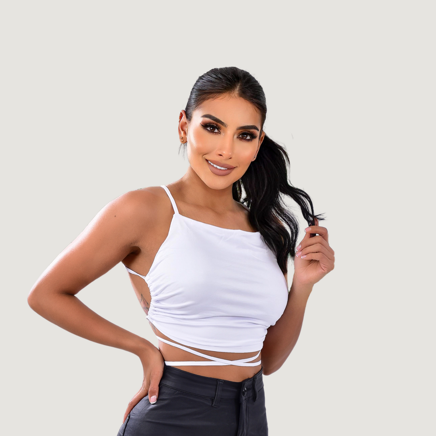 Open back top with delicate straps - Saida Fashion 