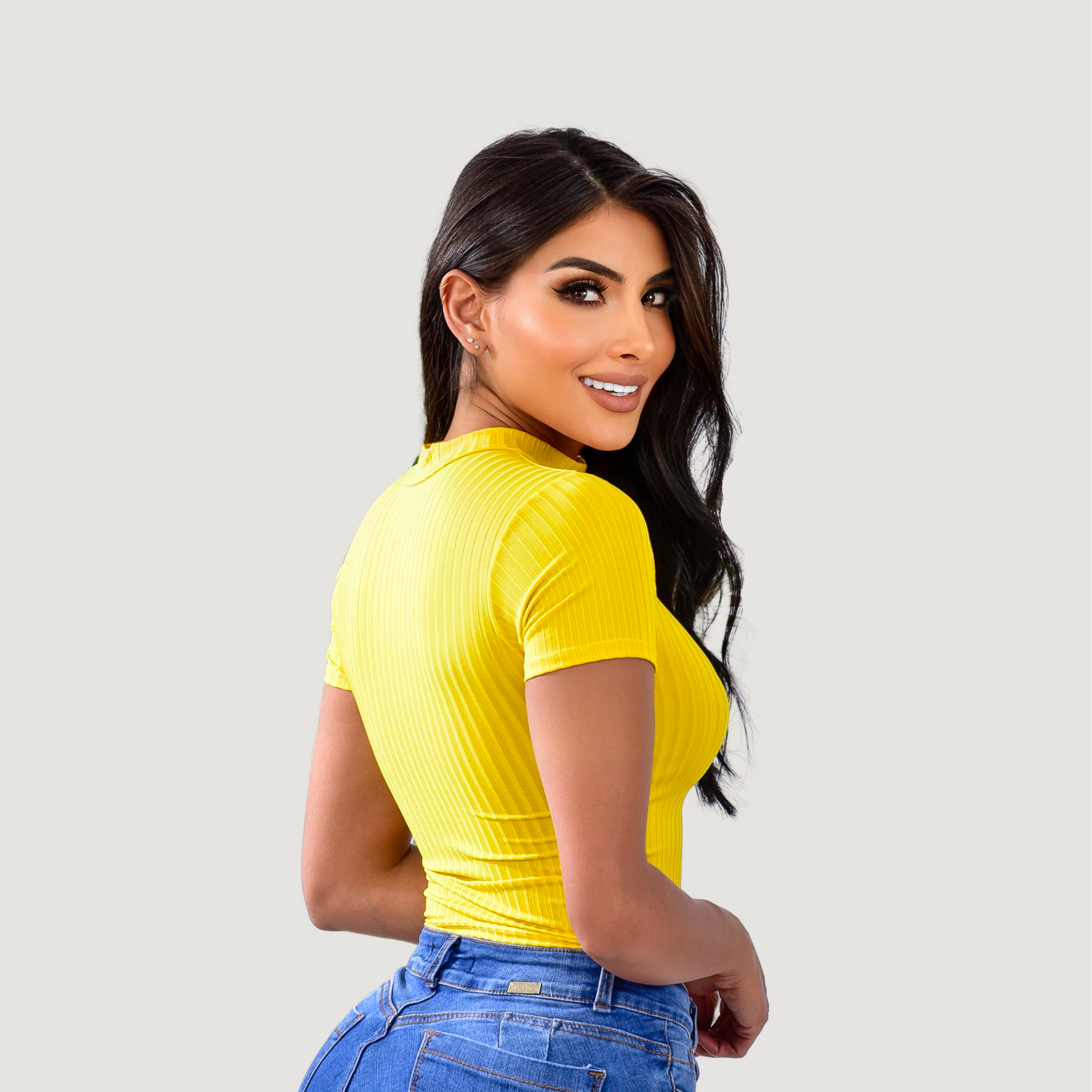 Workout tops-mock neck-front zipper - Saida Fashion 