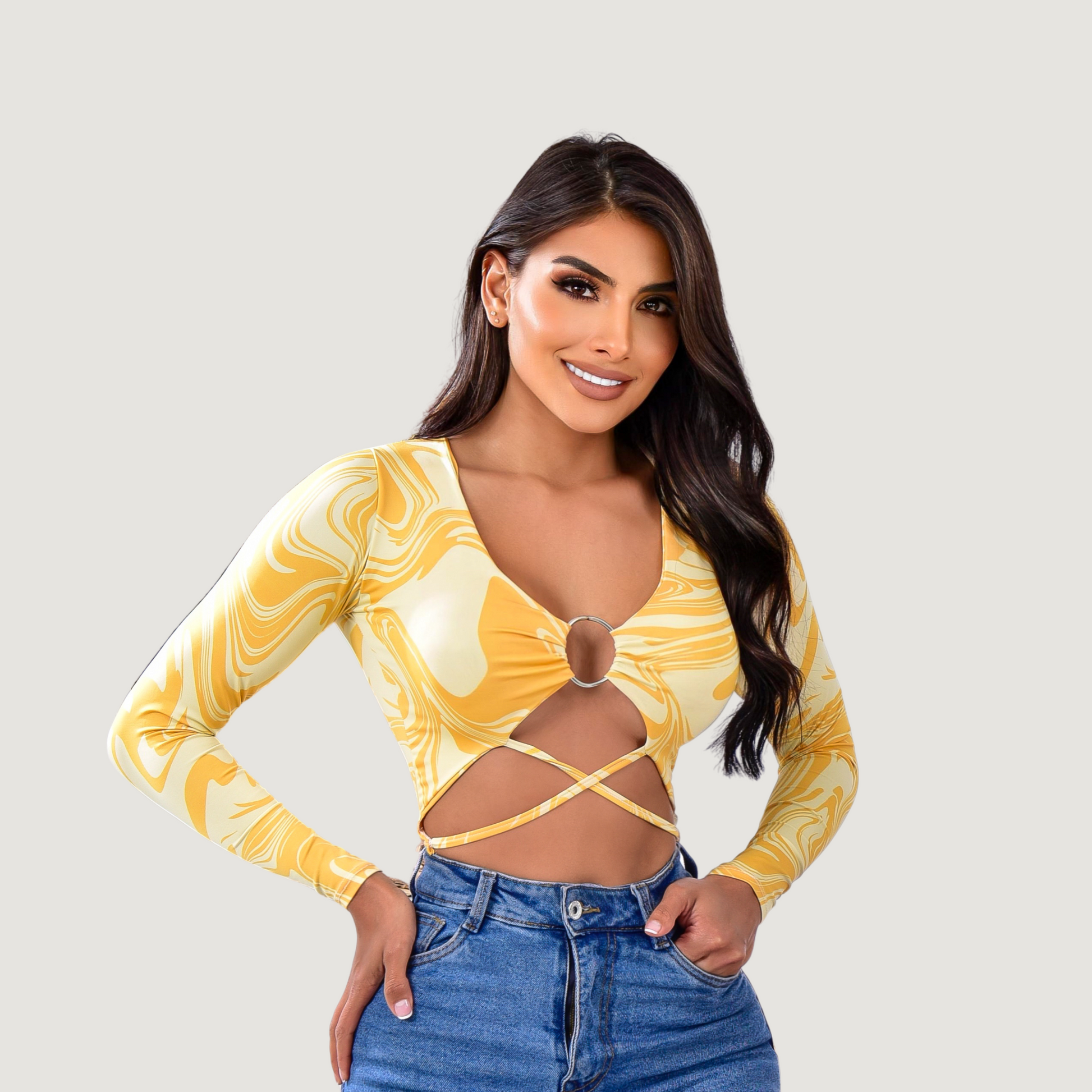 Long sleeve crop top- open neckline - Saida Fashion 