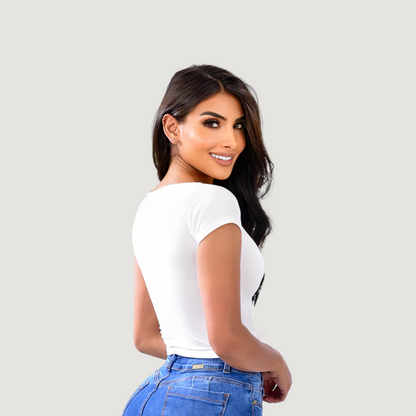 Criss cross crop top with lace-up neckline - Saida Fashion 