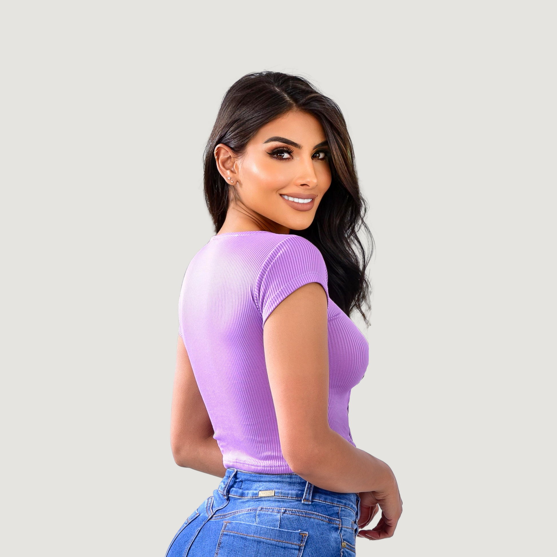 Criss cross crop top with lace-up neckline - Saida Fashion 