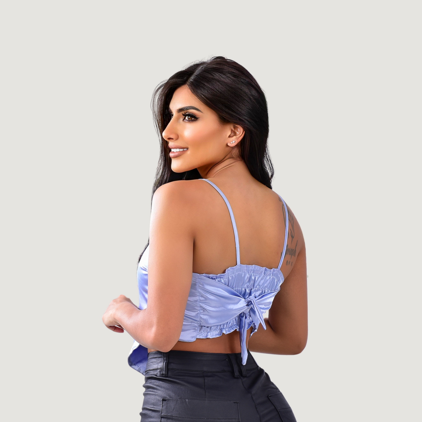 Silk crop top with straight neckline - Saida Fashion 