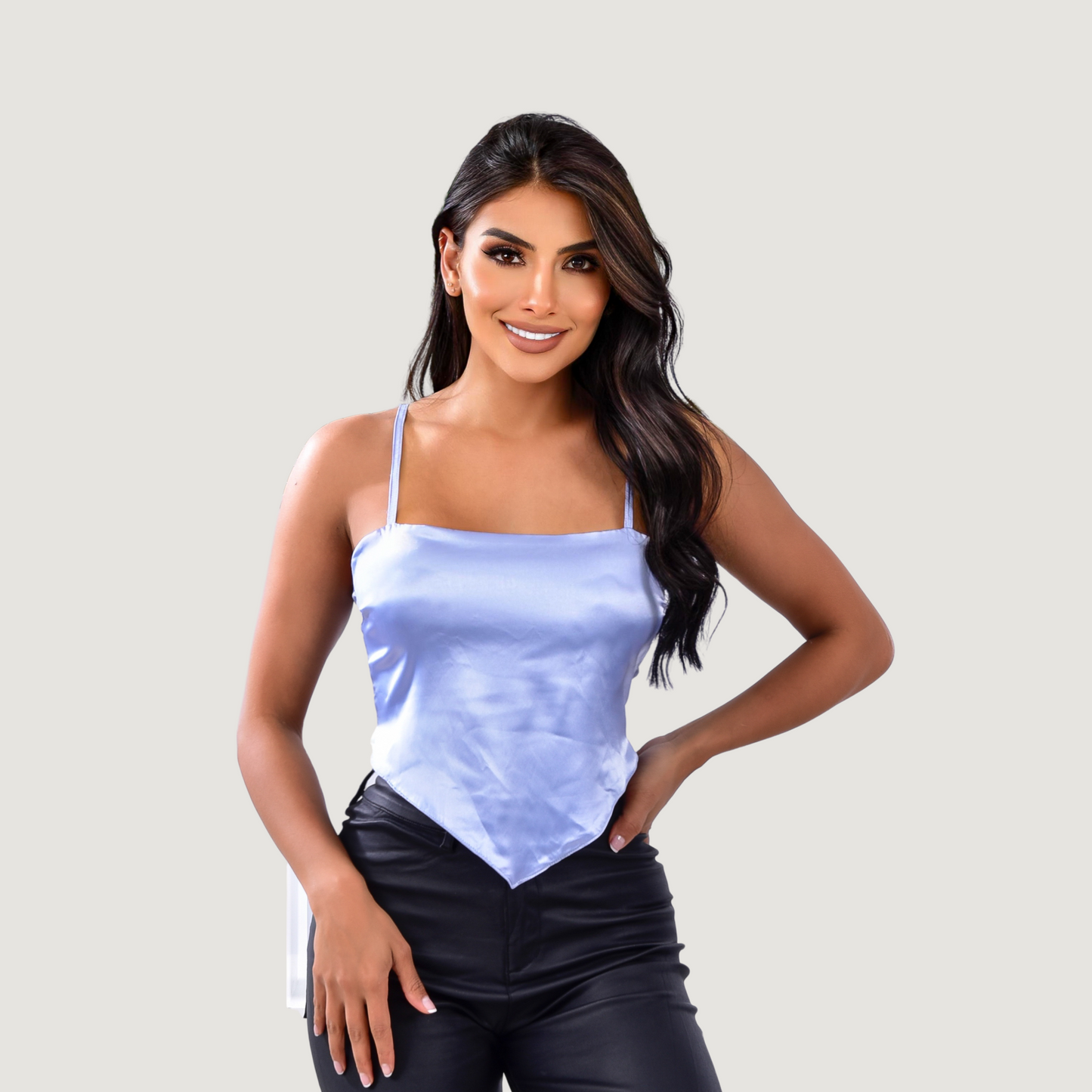 Silk crop top with straight neckline - Saida Fashion 