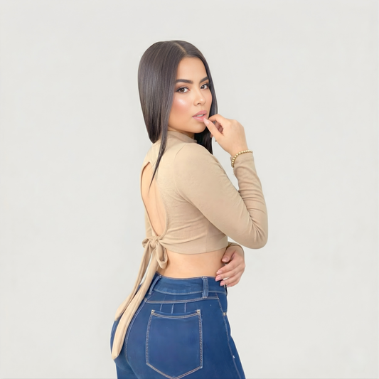 Ribbed Backless Long Sleeve Top..